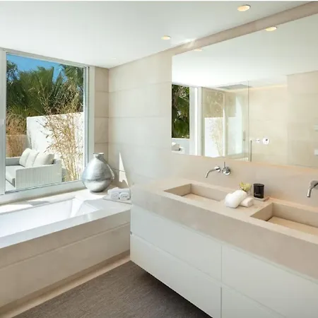 בית נופש Exclusive House In For 8 Guests מארבלה